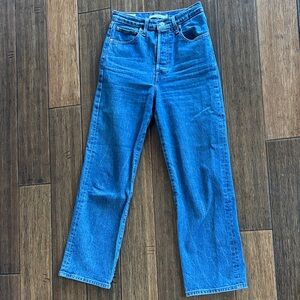 Levi’s Ribcage Straight Jeans Size 25